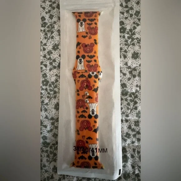 Disney Halloween Themed Apple Watch Band - 38/40/41 MM - Picture 2 of 3